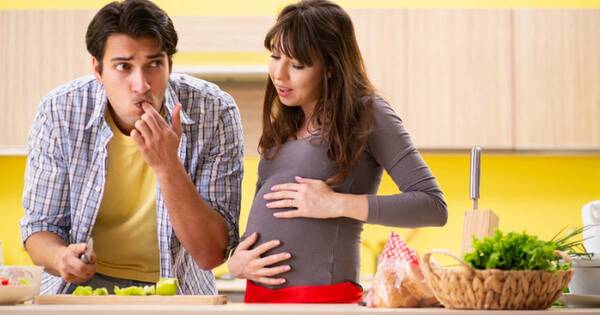 La Nación / ¿Papá con antojos? Por estas razones el hombre adopta los síntomas del embarazo