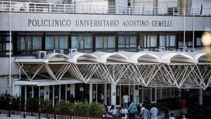 Francisco "está bien, despierto y ya trabajando" tras ser operado del abdomen - .::Agencia IP::.