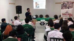 Estudiantes son capacitados sobre delitos informáticos y los peligros que puede ocasionar. – Prensa 5
