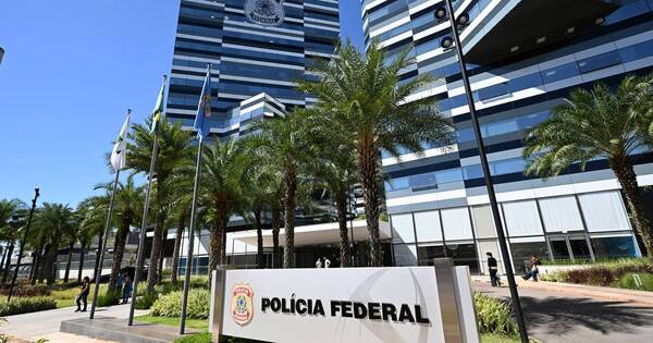 La Nación / Encuentran en el teléfono de exasesor de Bolsonaro indicios de una supuesta trama golpista