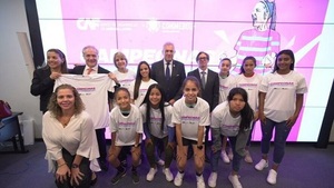 Presentan programa de empoderamiento de niñas a través del fútbol