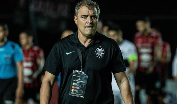 Diego Aguirre: "No es muy relevante ser primeros en el grupo"