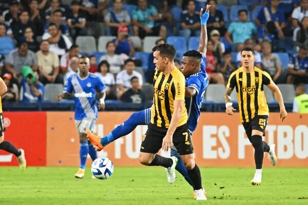 Emelec vs. Guaraní: el Legendario rescata un punto valioso y sigue dependiendo de sí mismo  - Guaraní - ABC Color