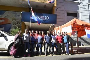 Copaco, al borde de la bancarrota, ahora gestiona millonario préstamo - Economía - ABC Color