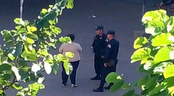 Supuesto acoso en el CNC: docente tilda de “irresponsable” la denuncia de madre - Nacionales - ABC Color