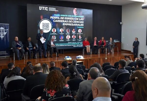 Debatieron el futuro de la formación empresarial - Empresariales - ABC Color