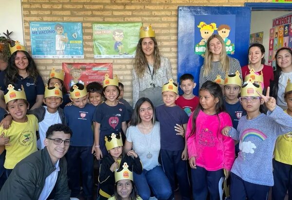 Donación de Burger King y F. Santa Librada - Empresariales - ABC Color
