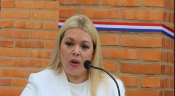 Refuerzan la seguridad de camarista amenazada de muerte - Radio Imperio