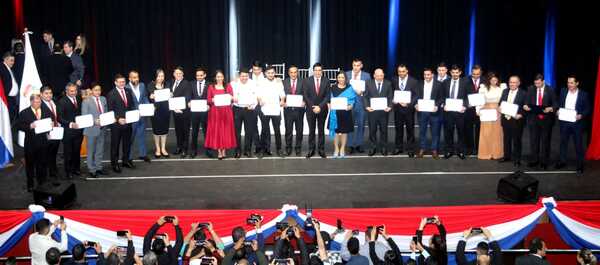 Nuevos concejales departamentales de Alto Paraná fueron proclamados - La Clave