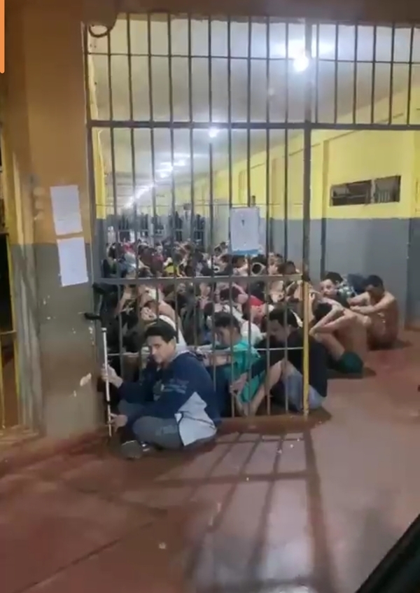 Diario HOY | Al estilo Bukele, realizaron requisa en cárcel de PJC