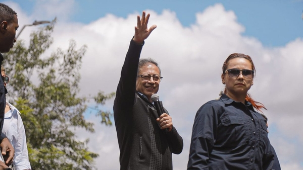 Petro viaja a Cuba por las negociaciones de paz con el ELN - .::Agencia IP::.