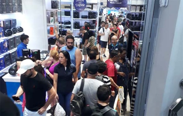 Feriado largo en Brasil crea expectativa de buenas ventas en microcentro esteño | DIARIO PRIMERA PLANA
