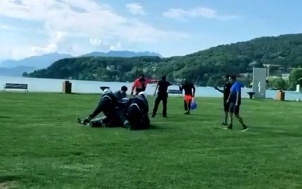 Un hombre apuñaló a cuatro niños en un parque en Francia