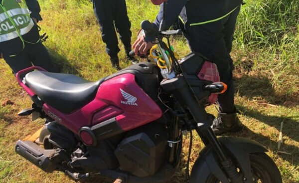 Abandonan motocicletas que habían sido hurtadas