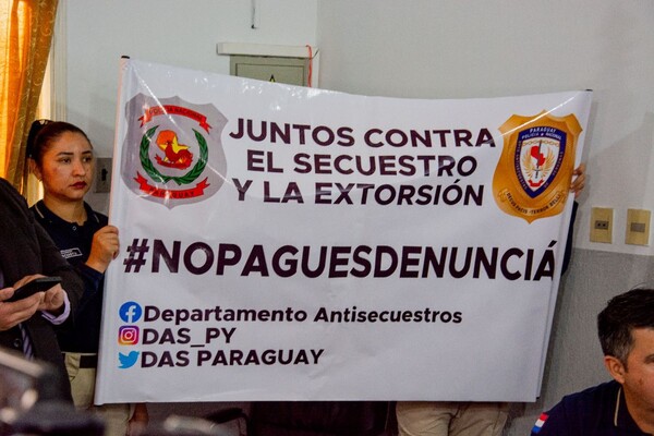 Desde Tacumbú extorsionaban, haciéndose pasar por farandulero - trece