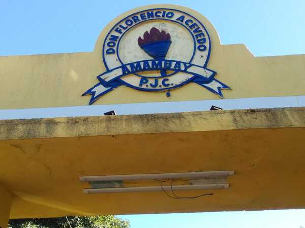Realizan clases virtuales tras amenaza a directora en colegio Florencio Acevedo - Radio Imperio