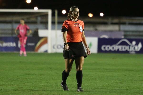 Torneo Apertura: Zulma Quiñónez pitará su segundo partido en Primera División
