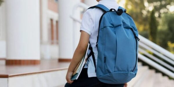 Diario HOY | Estudiantes y docentes rechazan cateo de mochilas