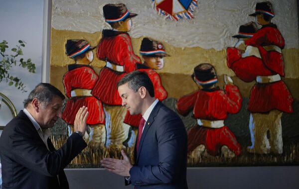 Reunión de Santiago Peña con Monseñor Valenzuela | 1000 Noticias