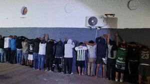 Hinchas de Atlético Nacional fueron detenidos con droga, cuchillos, ere eréa