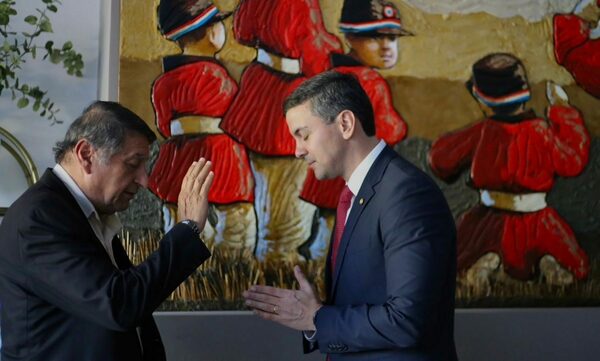 Diario HOY | Santiago Peña mantuvo un encuentro con el Monseñor Valenzuela