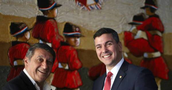 La Nación / Peña asegura construir una nación más próspera, tras reunión con el obispo Valenzuela