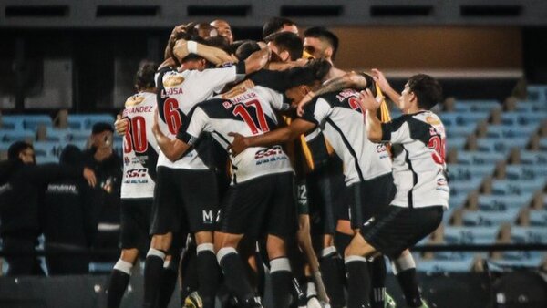 Danubio se mete en la pelea por la clasificación