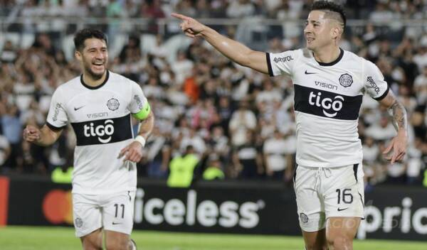 [VIDEO] Un brillante Olimpia golea a Nacional y trepa a la punta de su grupo