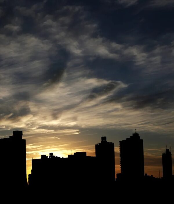 AUDIO: Pronostican un viernes fresco a cálido y anticipan un fin de semana con lluvias y descenso de temperatura - La Primera Mañana - ABC Color