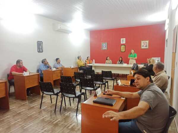 El MOPC socializa con intendentes etapas del proyecto de la ruta PY12 - .::Agencia IP::.