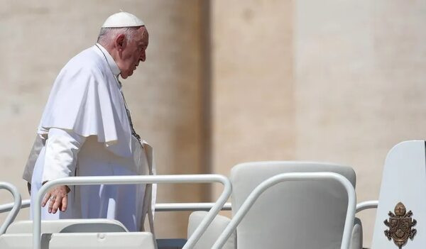 Favorable recuperación del Papa: ya retomó su agenda - Mundo - ABC Color