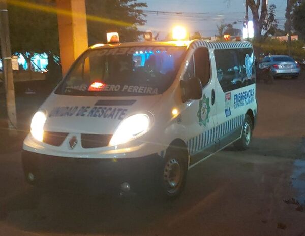CHOQUE DE MOTOS DEJA TRES HERIDOS EN MARÍA AUXILIADORA