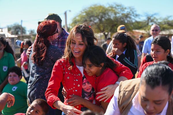 Programa Golazo y servicios médicos de Senadis llegan a Loma Plata - .::Agencia IP::.