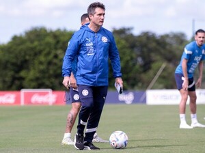 La Albirroja tiene a sus convocados - APF