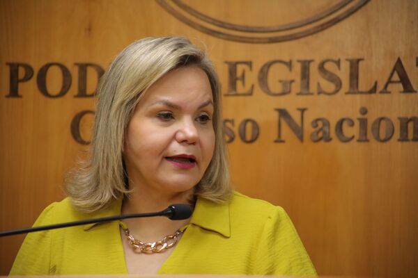 Diario HOY | Confirman reunión Peña-Alliana con bancada “Independiente” de la ANR