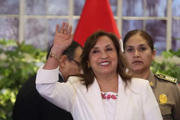 Boluarte sobre la inversión extranjera: “Perú se está poniendo en vitrina” - Mundo - ABC Color
