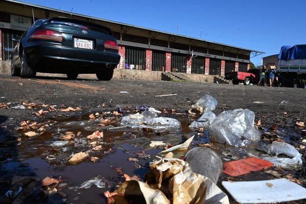 Mercado de Abasto: permisionarios quieren saber en qué se gastan los G. 1.300 millones de ingresos y anuncian manifestación - Nacionales - ABC Color