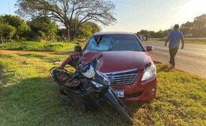 Estudiantes de la UNE fallecen en violento accidente