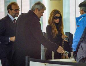 Shakira llegó a Colombia para acompañar a su papá que se va a operar