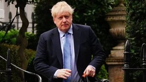 Ex primer ministro británico Boris Johnson renuncia como diputado