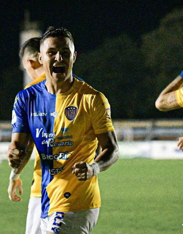 Guaireña 0 - Luqueño 2: Se adueña de otra República - Fútbol - ABC Color