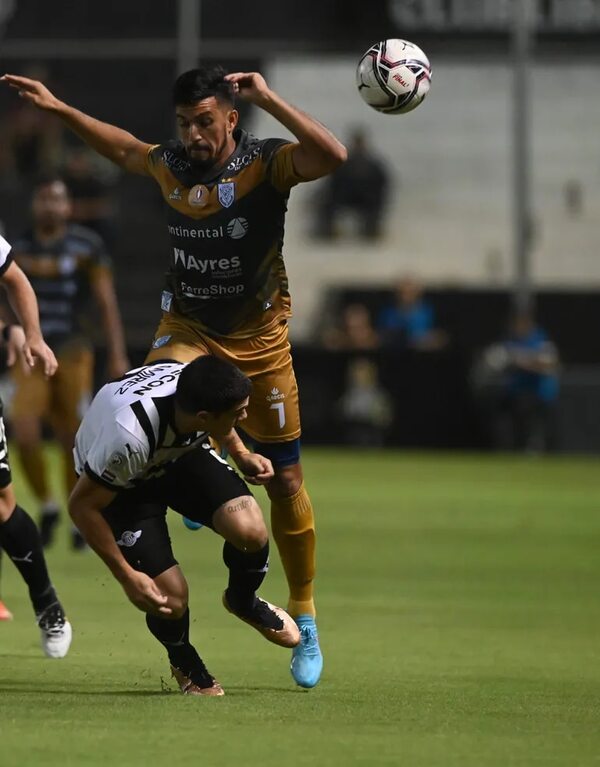 Libertad 1 - Ameliano 1: Fue paridad en La Huerta - Fútbol - ABC Color