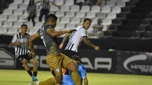 Libertad y Ameliano se despiden con atractivo empate