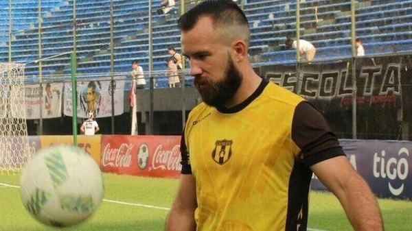 Iván González Ferreira y su "picante" predicción para Olimpia en la Libertadores
