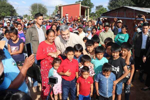 Comunidades indígenas de Boquerón reciben 100 viviendas sociales durante jornada de gobierno - .::Agencia IP::.