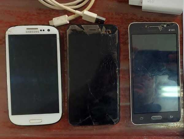 Separan del cargo a agente penitenciario por intentar ingresar celulares a la cárcel - Unicanal