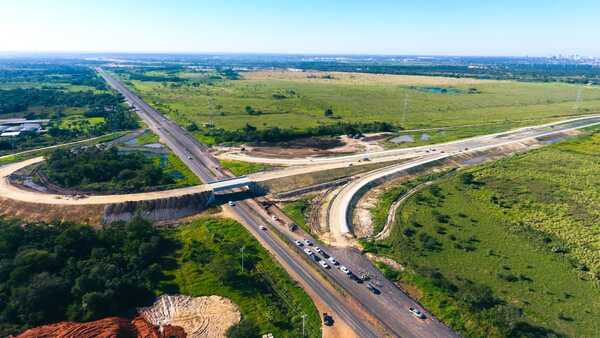 Obras del Tramo Falcón – Remanso ya cuenta con casi 12 km de capa asfáltica