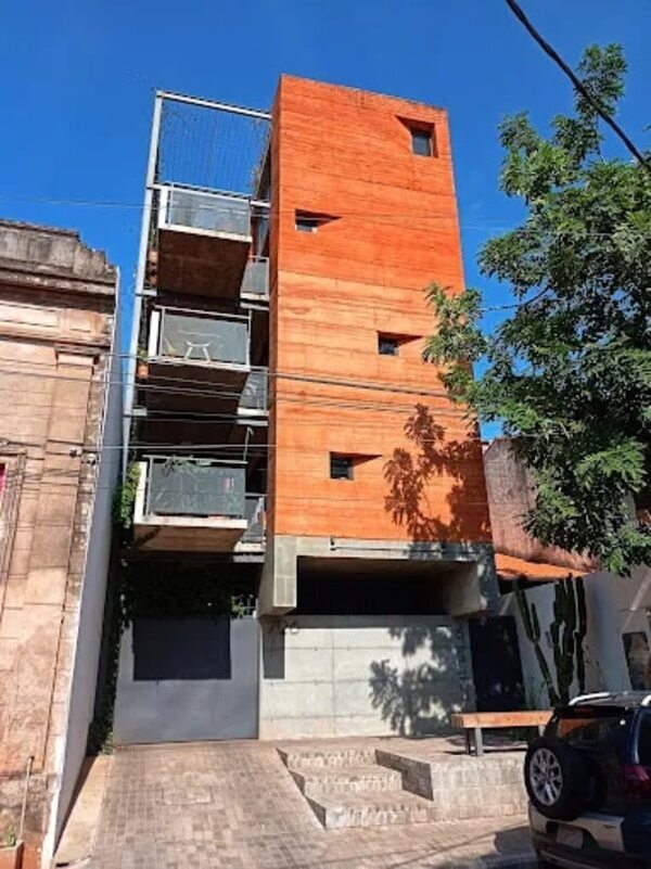 Ascensor cayó y un hombre resultó herido en Asunción - Nacionales - ABC Color