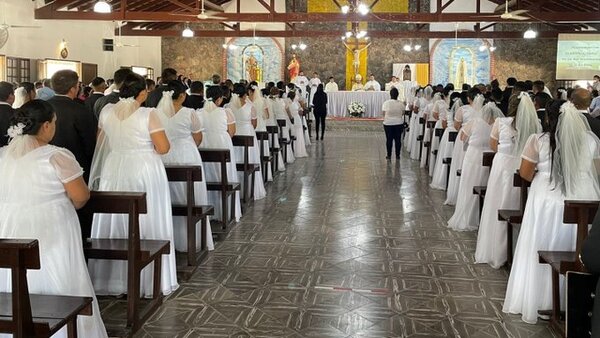 Emotiva ceremonia: Más de 50 parejas dieron el “sí, quiero” en Vallemí