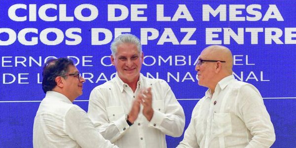 Colombia y guerrilla del ELN firman tregua de seis meses